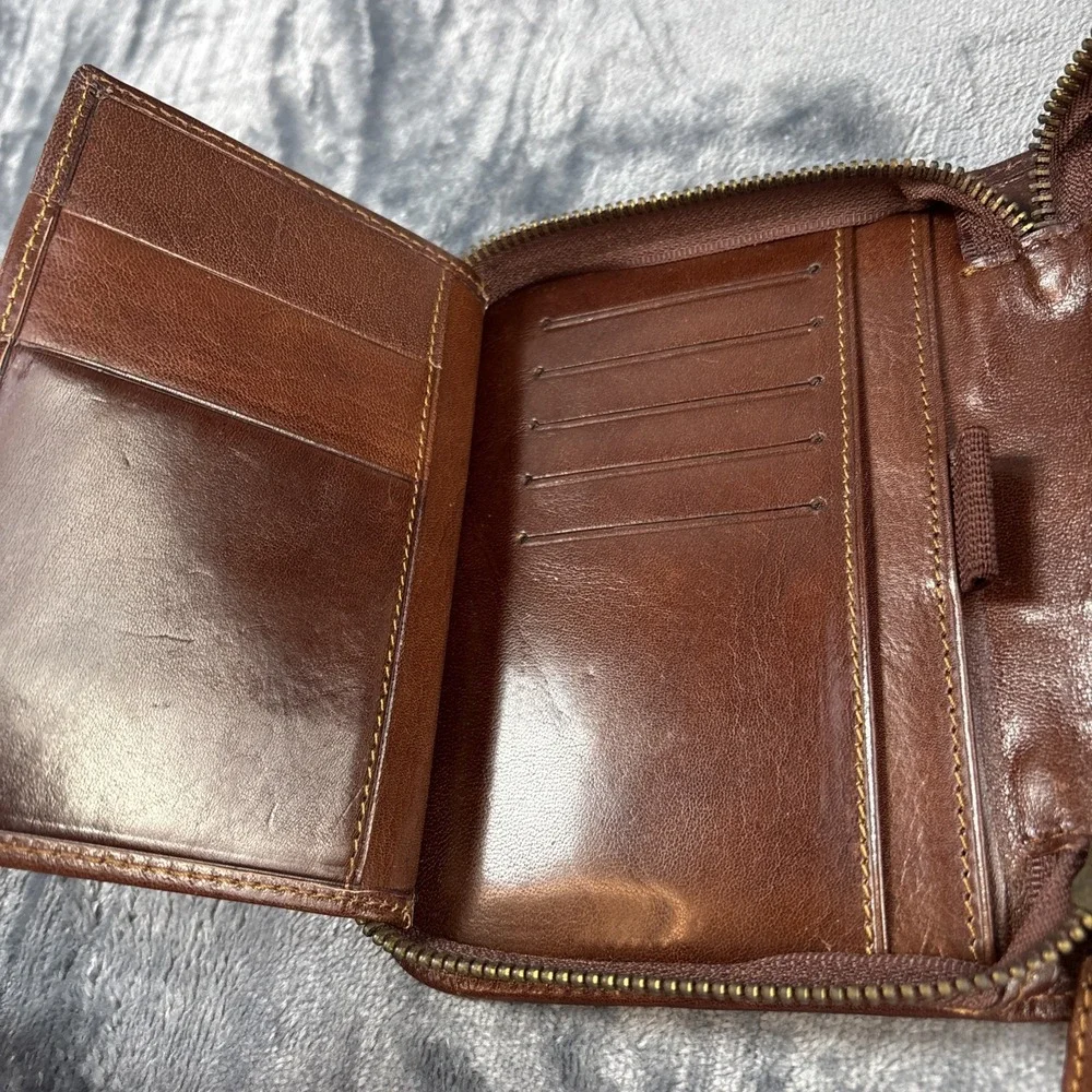 Rhinoskin Tri-Fold Brown Handheld Organizer‎ Leather Case For Electronic Devices